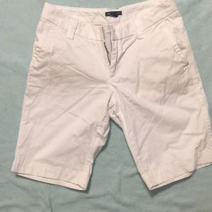 White gap shorts